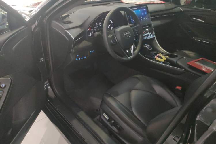 Used Toyota Avalon 2023 2.0L Luxury Edition
