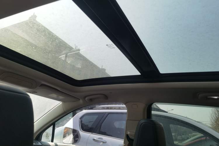 Used Cadillac XT5 2016 25T Luxury Model