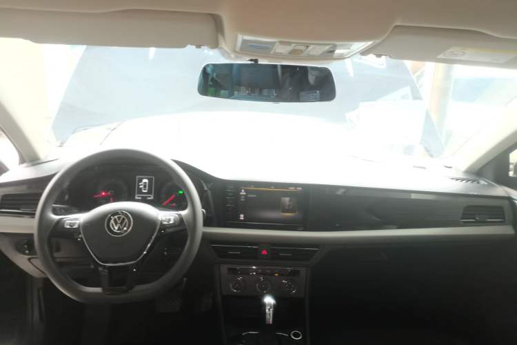 Used Volkswagen Lavida 2019 1.5L Automatic Comfort Edition China VI Standard