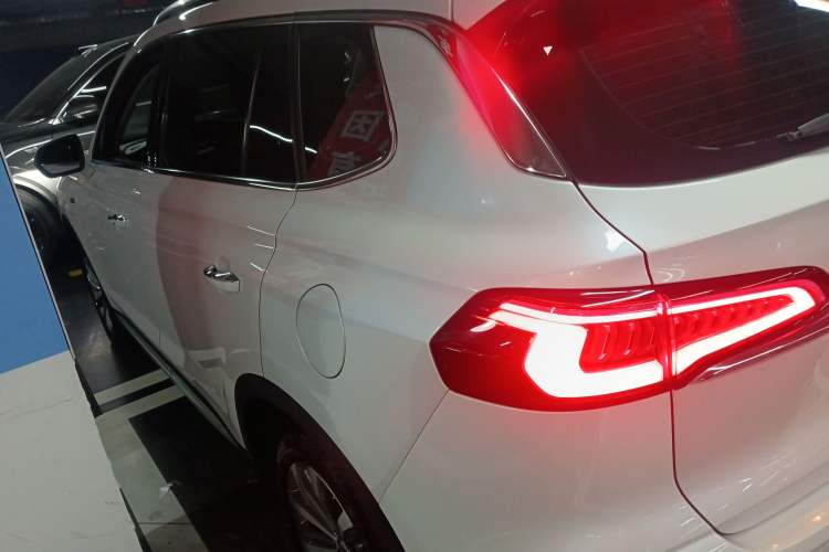 Used Roewe RX5 MAX 2019 300TGI Automatic 4G Connect Luxury Edition
