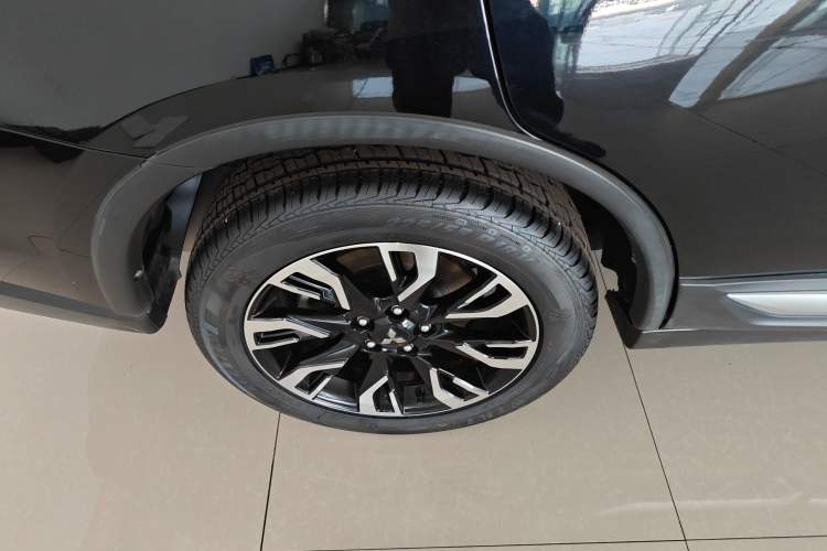 Used Mitsubishi Outlander 2020 2.4L 4x4 Zhi Xiang Edition 7-Seater
