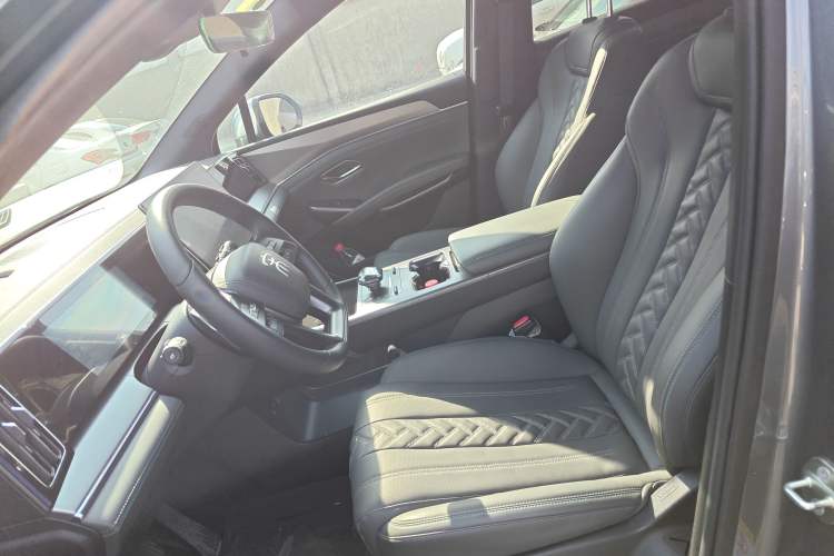 Used BYD Song L DM-i 2025 Intelligent Driving Version 112 km Beyond-Range Type