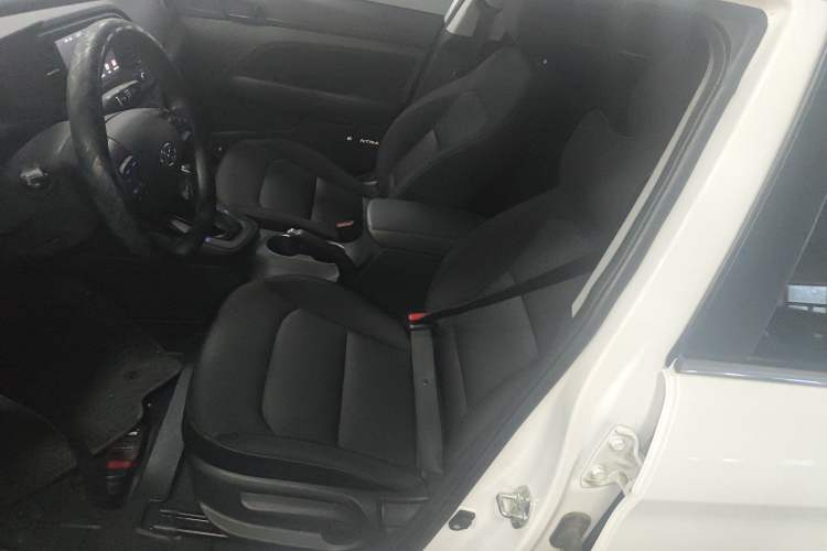 Used Hyundai Elantra 2018 1.4T Dual-Clutch Xuan Dong · Dynamic Edition
