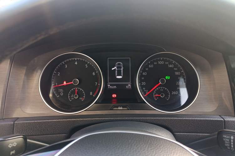 Used Volkswagen Golf 2015 1.4TSI Automatic Comfort Model