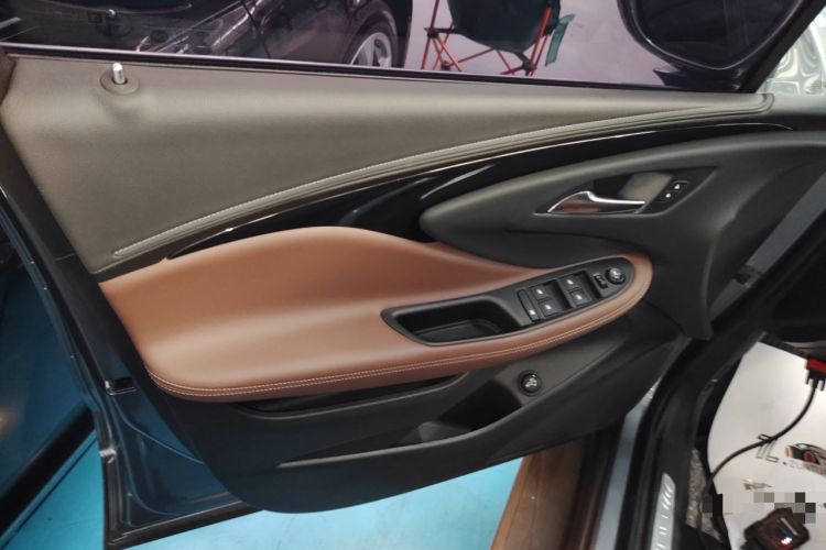 Used Buick Envision 2018 28T Four-Wheel Drive Luxury Model
