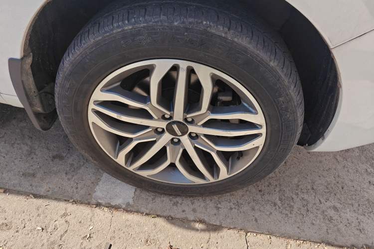 Used Wey VV5 2017 2.0T Ultra-Luxury Version
