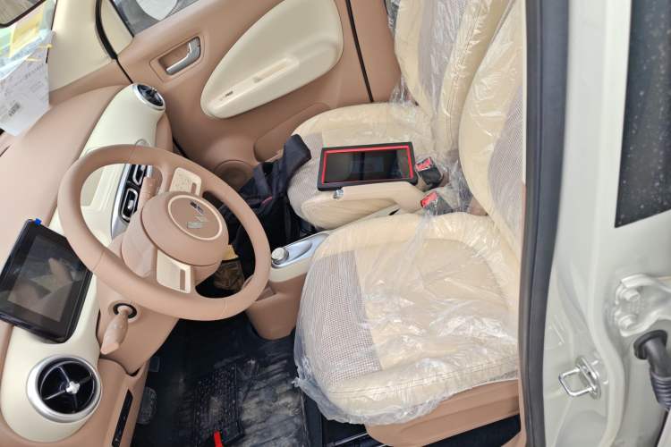 Used Wuling Hongguang MINIEV 2025 Four-Door Version Advanced Edition
