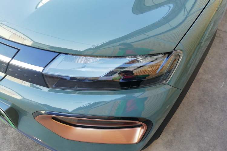 Used Dongfeng NAMMI BOX 2022 Champion Edition Light Wind Version 201KM Standard Model
