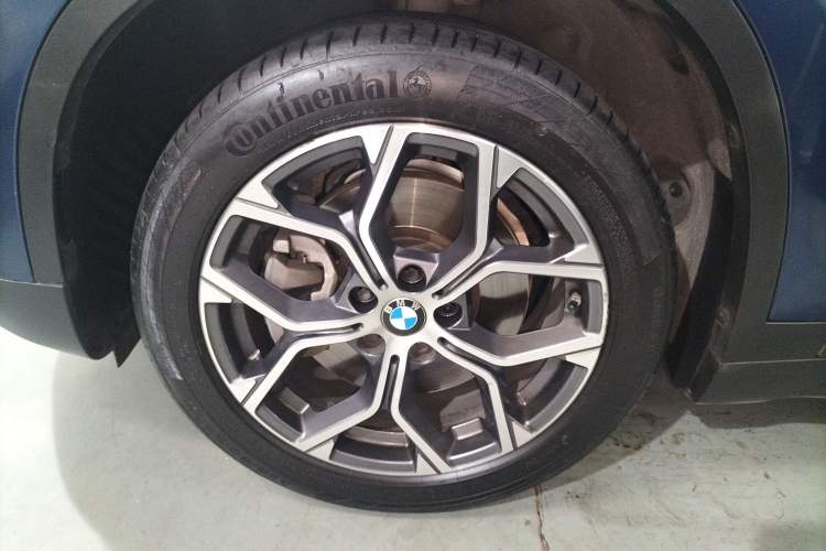 Used BMW X1 2021 Restyled sDrive25Li Leading Edition
