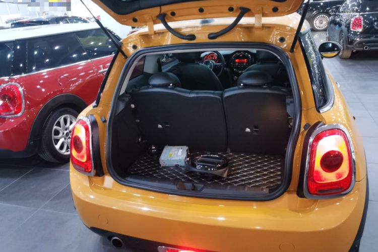 Used  MINI 2016 1.2T ONE Pioneer Edition
