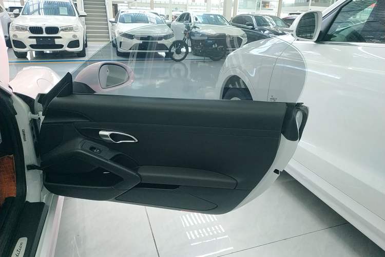 Used Porsche Boxster 2015 Boxster Style Edition 2.7L
