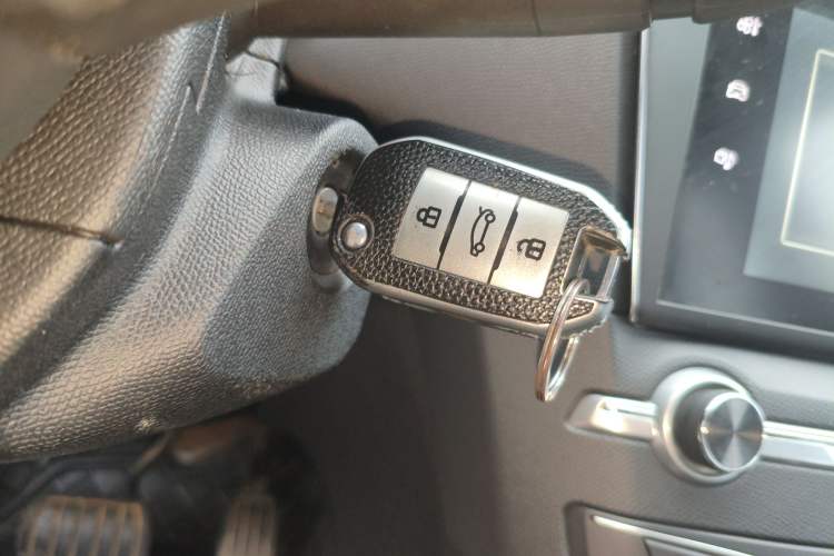 Used Peugeot 408 2014 1.8L Automatic Luxury Edition
