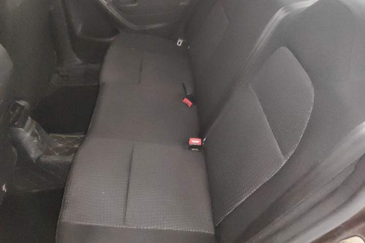 Used Peugeot 301 2014 1.6L Manual Comfort Edition
