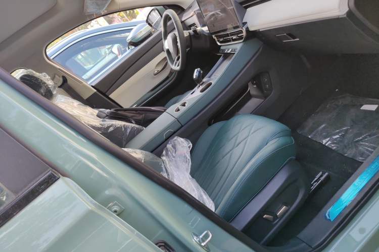 Used JETOUR Shanhai Shanhai L9 2024 1.5TD 2DHT Pro 7-Seater
