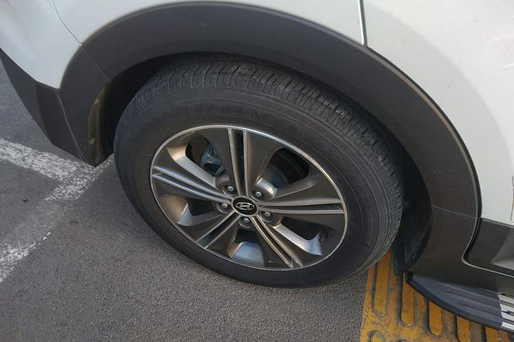 Used Hyundai ix25 2015 1.6L Automatic Two-Wheel Drive Smart GLS Trim
