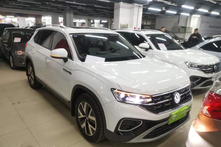 Used Volkswagen Tayron 2023 300TSI Two-Wheel-Drive Luxury Plus Advanced Edition