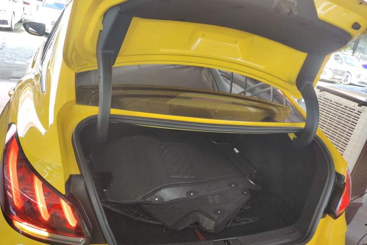 Used MG 5 2021 180 DVVT CVT Youth Luxury Edition
