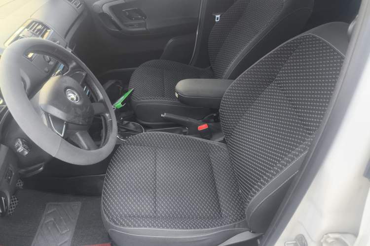 Used Skoda Fabia 2014 1.6L Automatic Sport Edition
