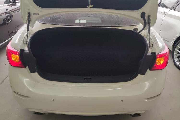 Used Infiniti Q50L 2016 2.0T Ambition Edition
