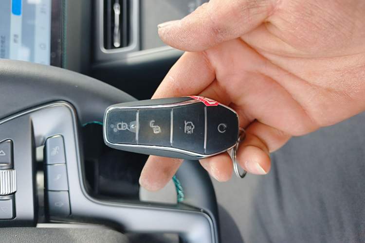 TDK.VehicleDetails.img