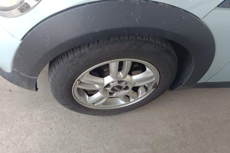 Used  MINI 2011 1.6L ONE
