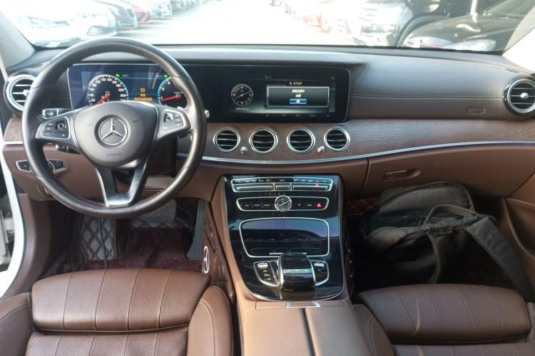 Used Mercedes-Benz E-Class 2017 E 200 L 4MATIC
