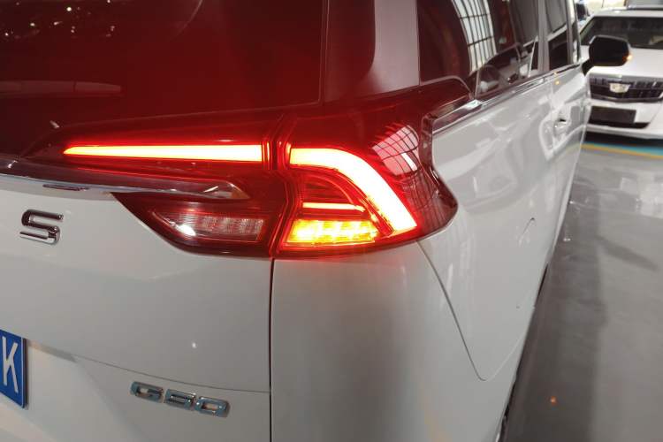 Used SAIC MAXUS G50 2022 1.5T Automatic Comfort Touring B
