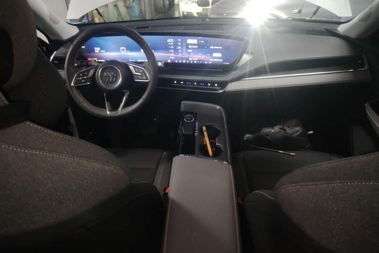 Used Buick E5 2025 Model 515KM First-Adoption Edition
