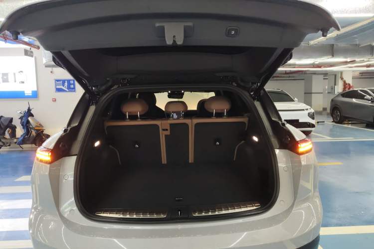 Used Nio ES6 2023 75 kWh
