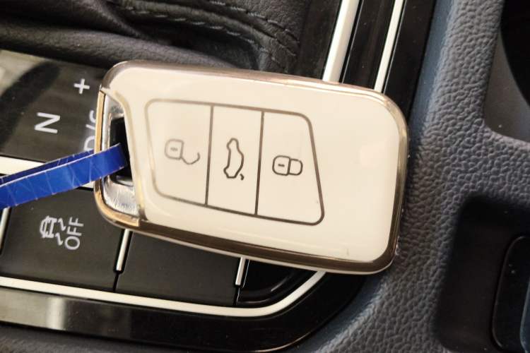 Used Volkswagen Magotan 2017 330TSI DSG Leading Model
