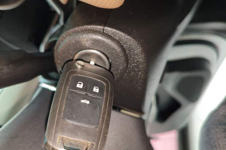 Used Chevrolet Monza 2020 320 Automatic Enjoyment Edition
