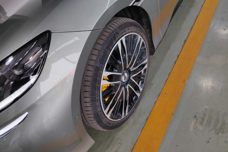 Used Denza Z9GT 2024 1100 Four-Wheel Drive Ultra Version
