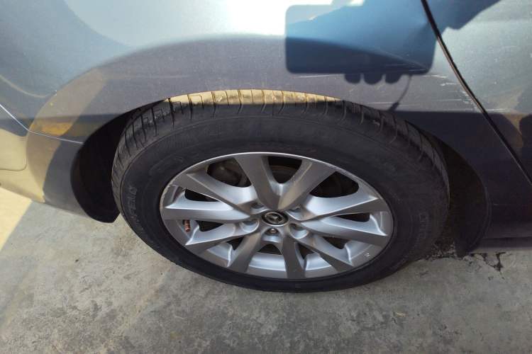 Used Mazda Atenza 2014 2.0L Blue Sky Luxury Edition
