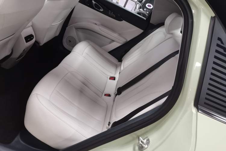 Used  Geome 2025 UP 410km Exploration+ Edition
