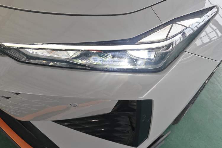 Used Changan UNI-V 2024 1.5T Prestige Sport Edition