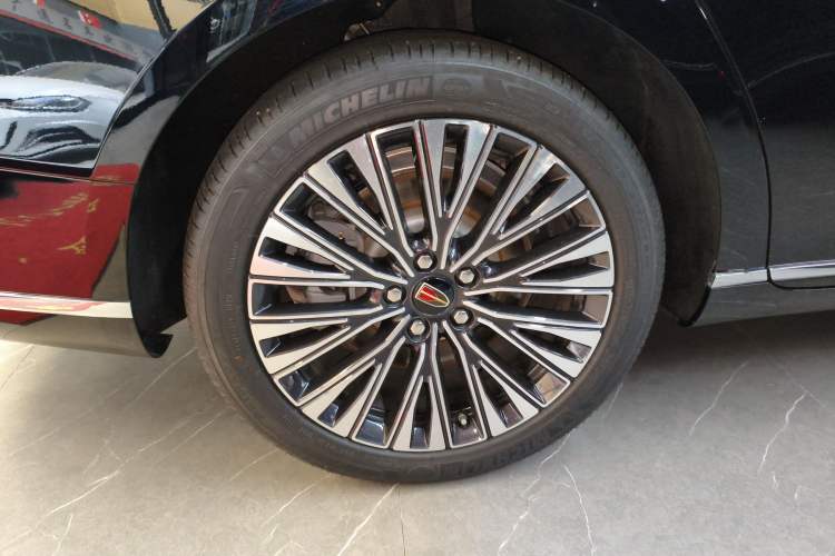 Used Hongqi H9 2024 2.0T Qixiang Luxury Business Edition