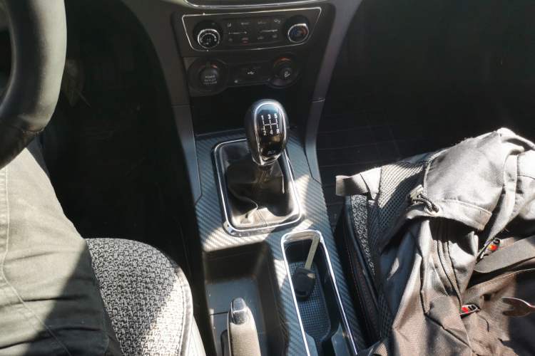 Used Geely Auto Vision 2017 1.5L Manual Happiness Edition
