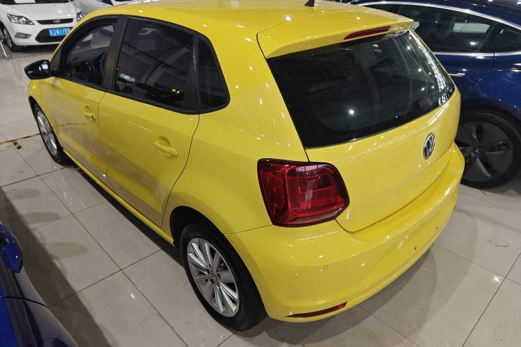 Used Volkswagen Polo 2014 1.6L Automatic Comfort Edition