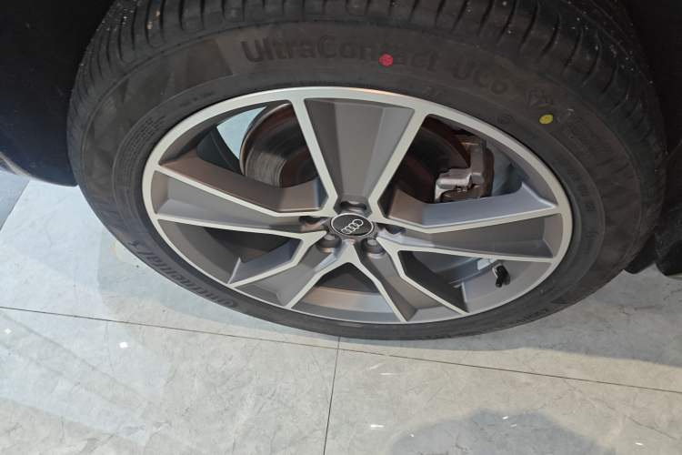 Used Audi Q5L 2023 40T Luxury Dynamic Model
