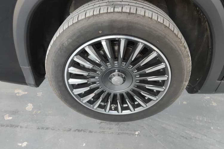 Used Geely Auto Haoyue L 2025 2.0T DCT Luxury Edition
