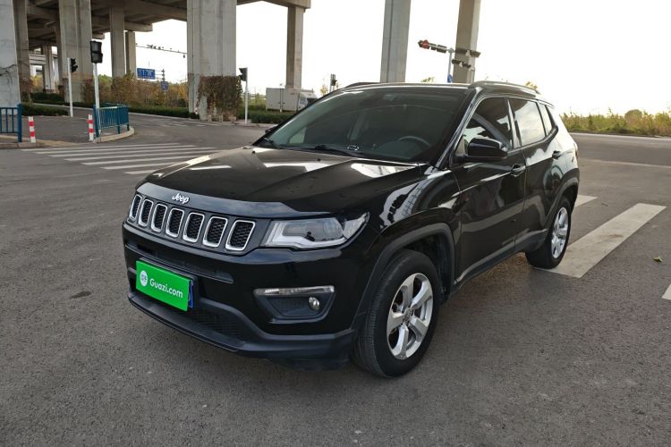 Used  Compass 2017 200T Automatic Family Edition
