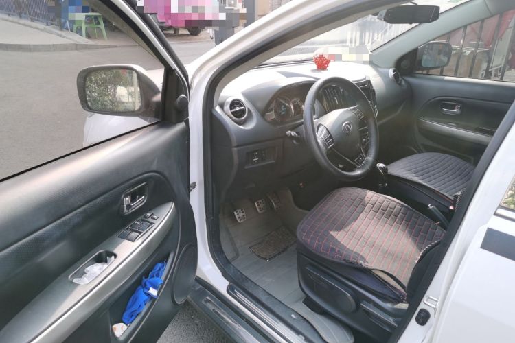 Used Great Wall M4 2014 1.5L manual Comfort trim level
