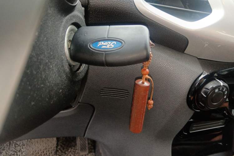 Used Ford EcoSport 2013 1.5L Automatic Fashion Model
