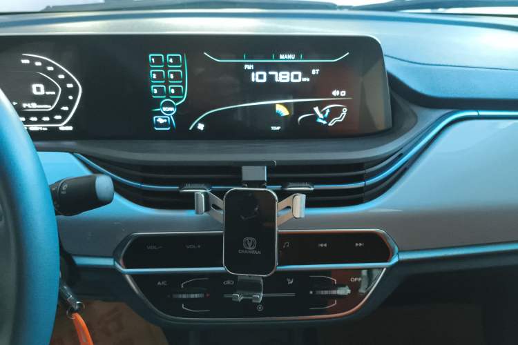 Used Oshan Benni E-Star 2022 Qingxin Edition Colorful Model Lithium Iron Phosphate
