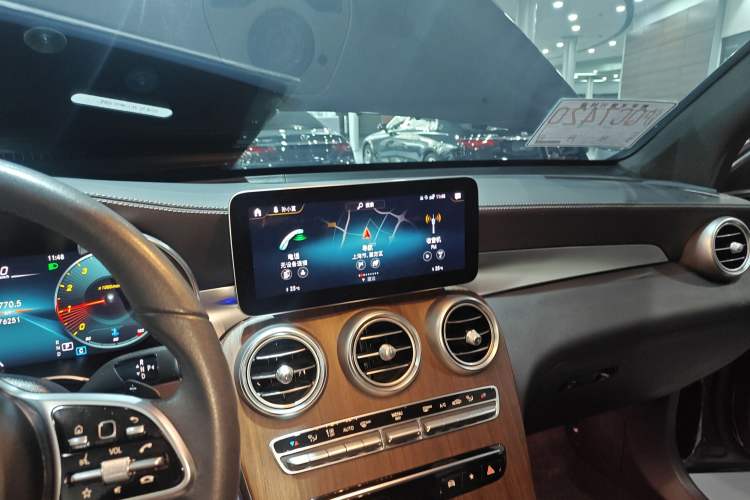 Used Mercedes-Benz GLC 2021 GLC 300 L 4MATIC Dynamic Model
