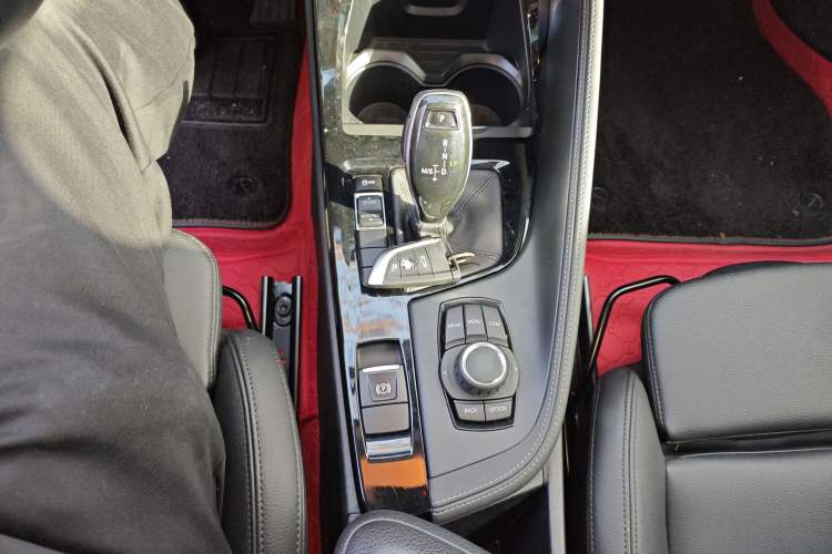 Used BMW X2 2019 sDrive20i M Sport Package China VI Emission Standard
