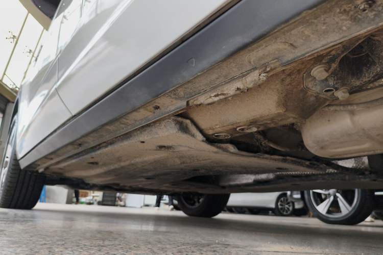 Used Volkswagen T-ROC 2023 300TSI DSG Two-Wheel-Drive Chen Guang Edition
