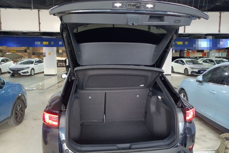 Used Volkswagen ID.4 CROZZ 2021 Long-Range Lite PRO Two-Wheel Drive Version