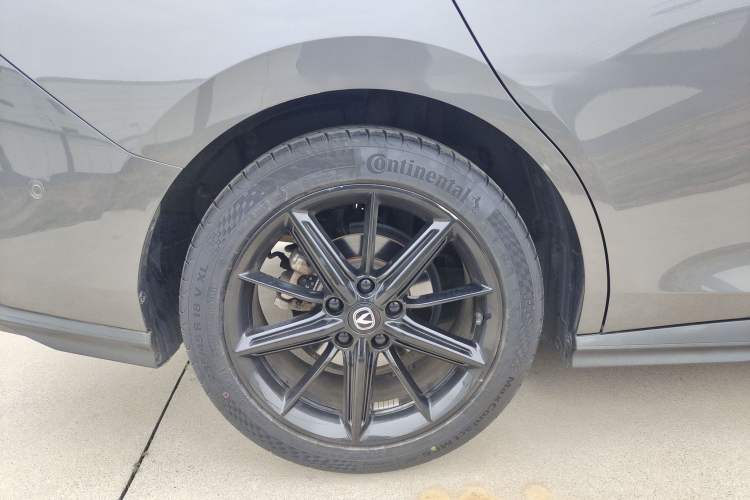 Used Changan UNI-V 2022 1.5T Smart Navigation Version