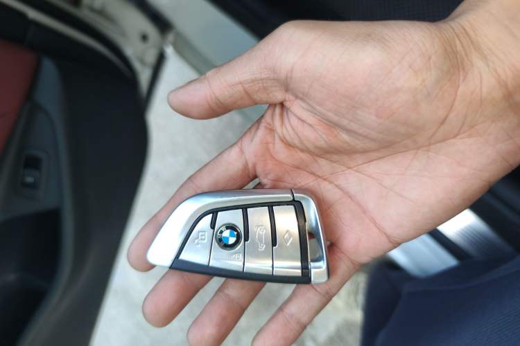 Used BMW 5 Series 2019 530Li Leading Model M Sport Package